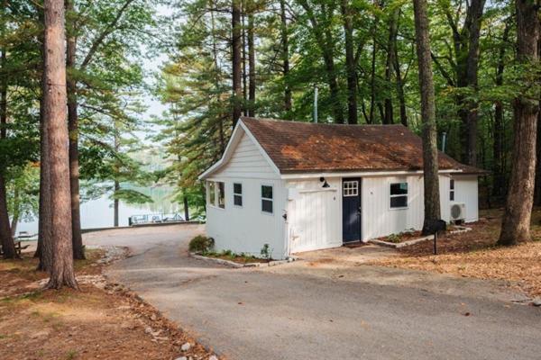 Arbutus Lake 3 Bedroom Cottage Traverse City Eksteriør billede