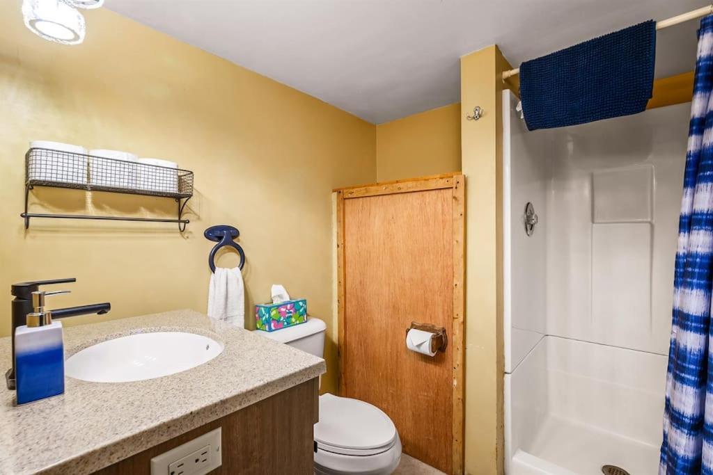 Arbutus Lake 3 Bedroom Cottage Traverse City Eksteriør billede